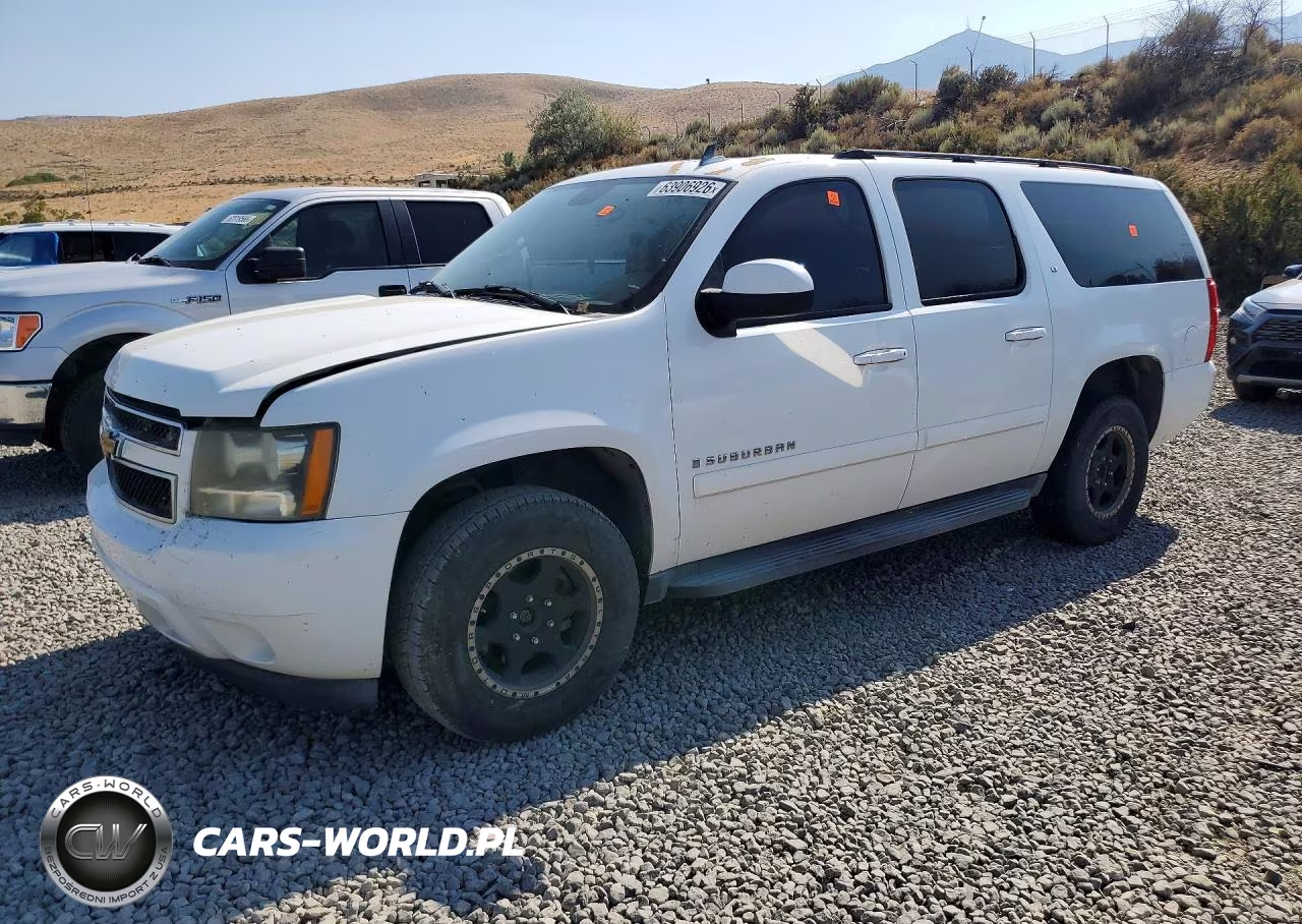 2007 Chevrolet Suburban K1500 – zdjęcie 1 z 13