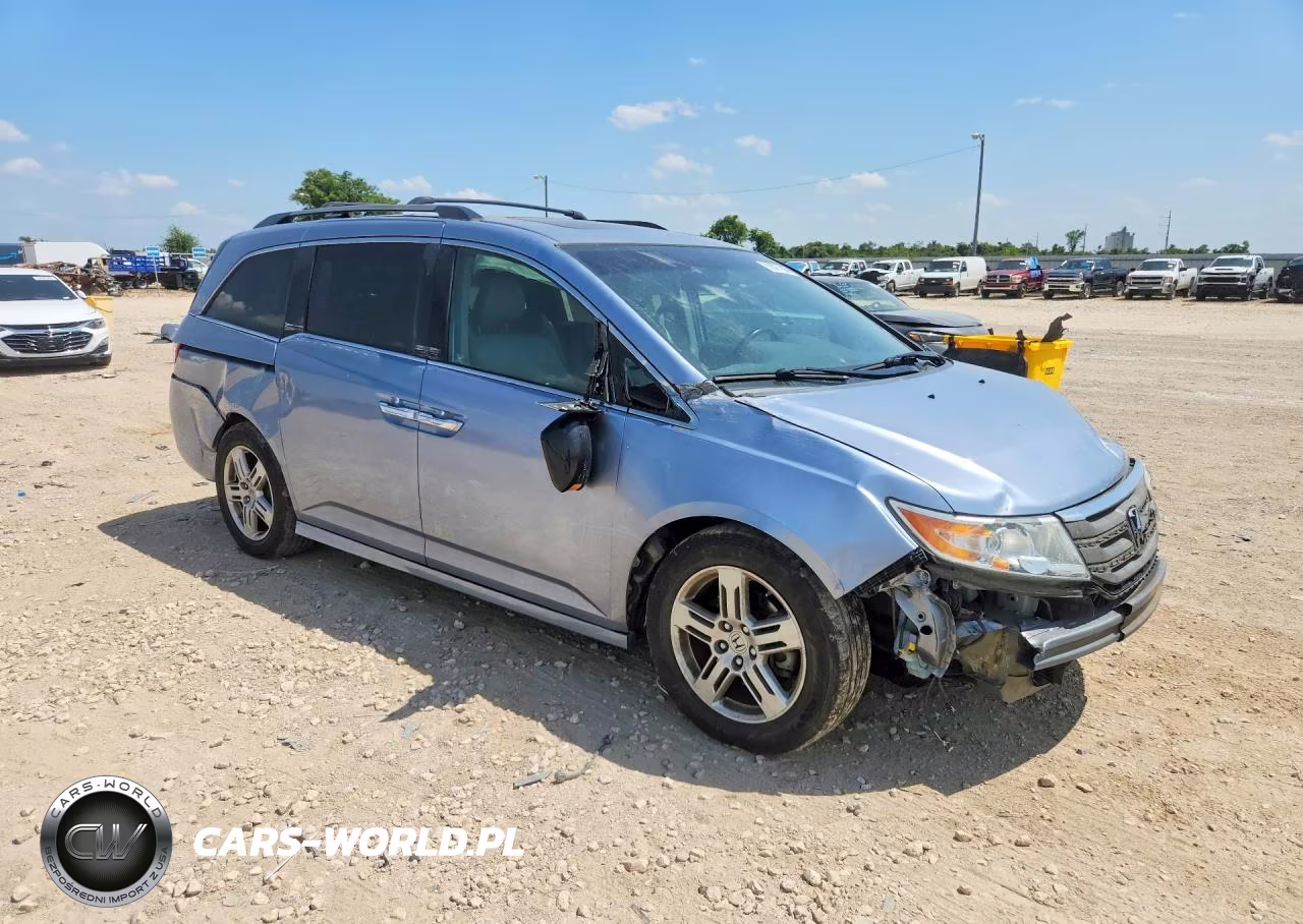 2012 Honda Odyssey Touring VIN:5FNRL5H97CB011713 - 4