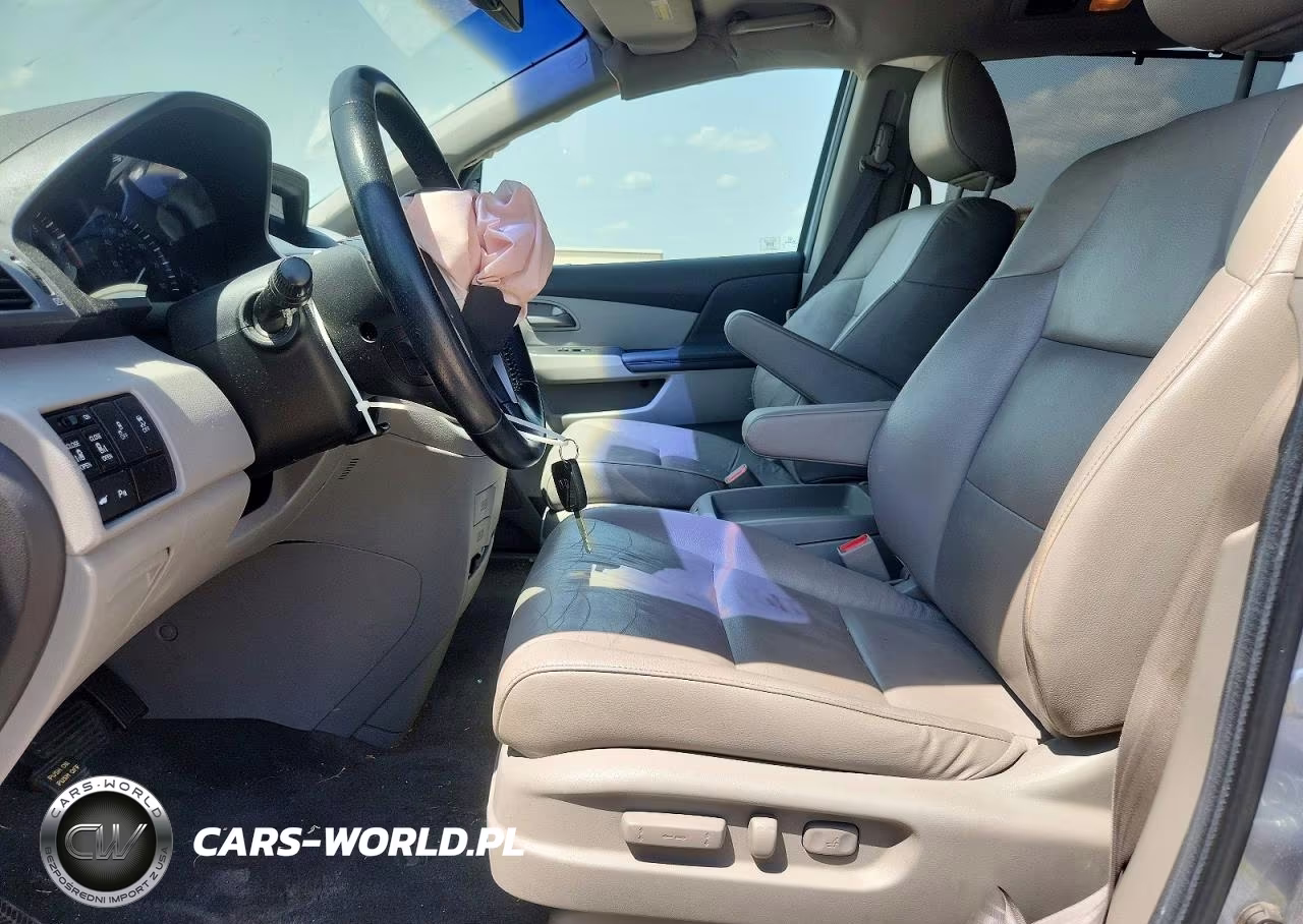 2012 Honda Odyssey Touring VIN:5FNRL5H97CB011713 - 7