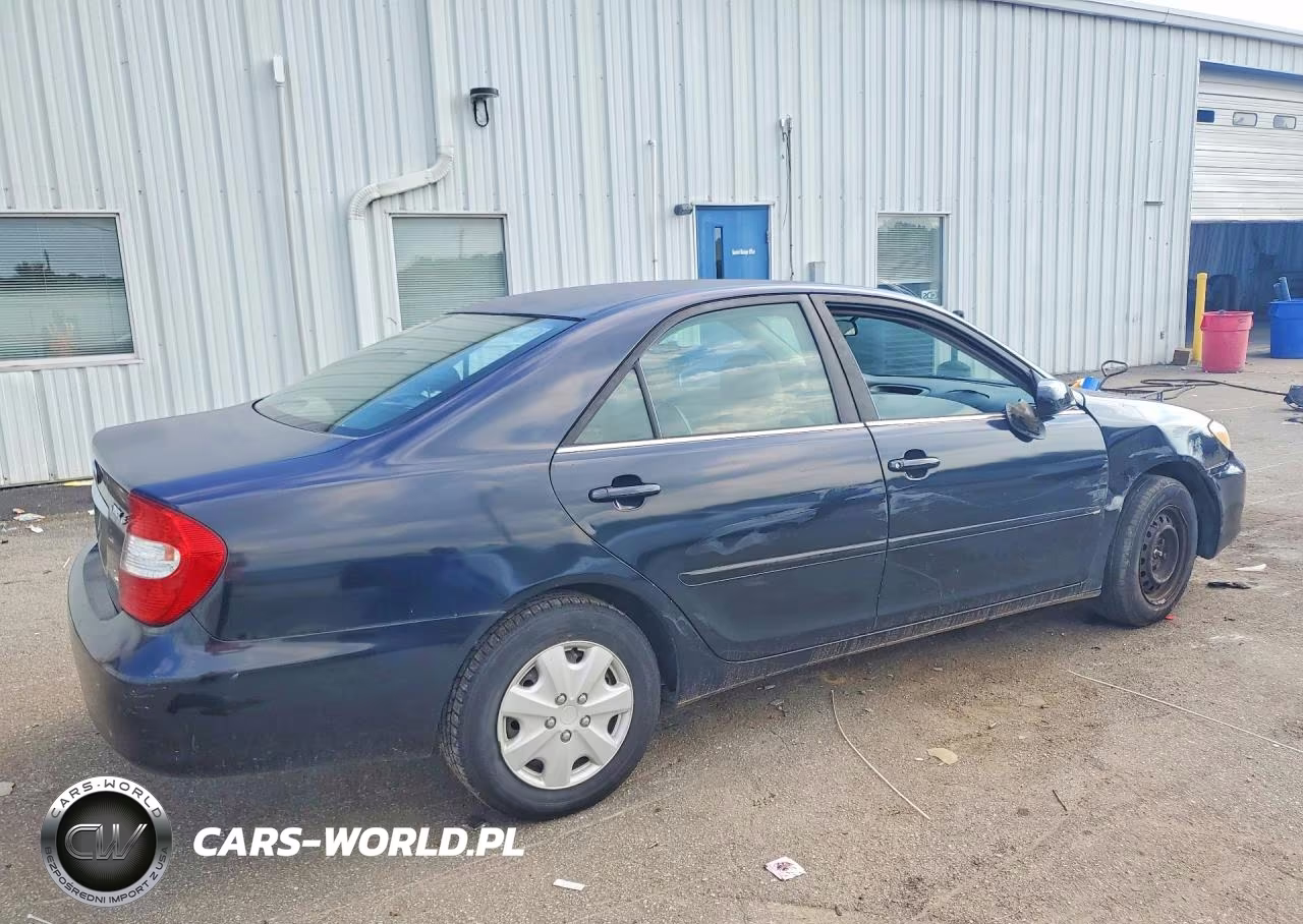 2003 Toyota Camry Le VIN:4T1BE32K83U208890 - 3