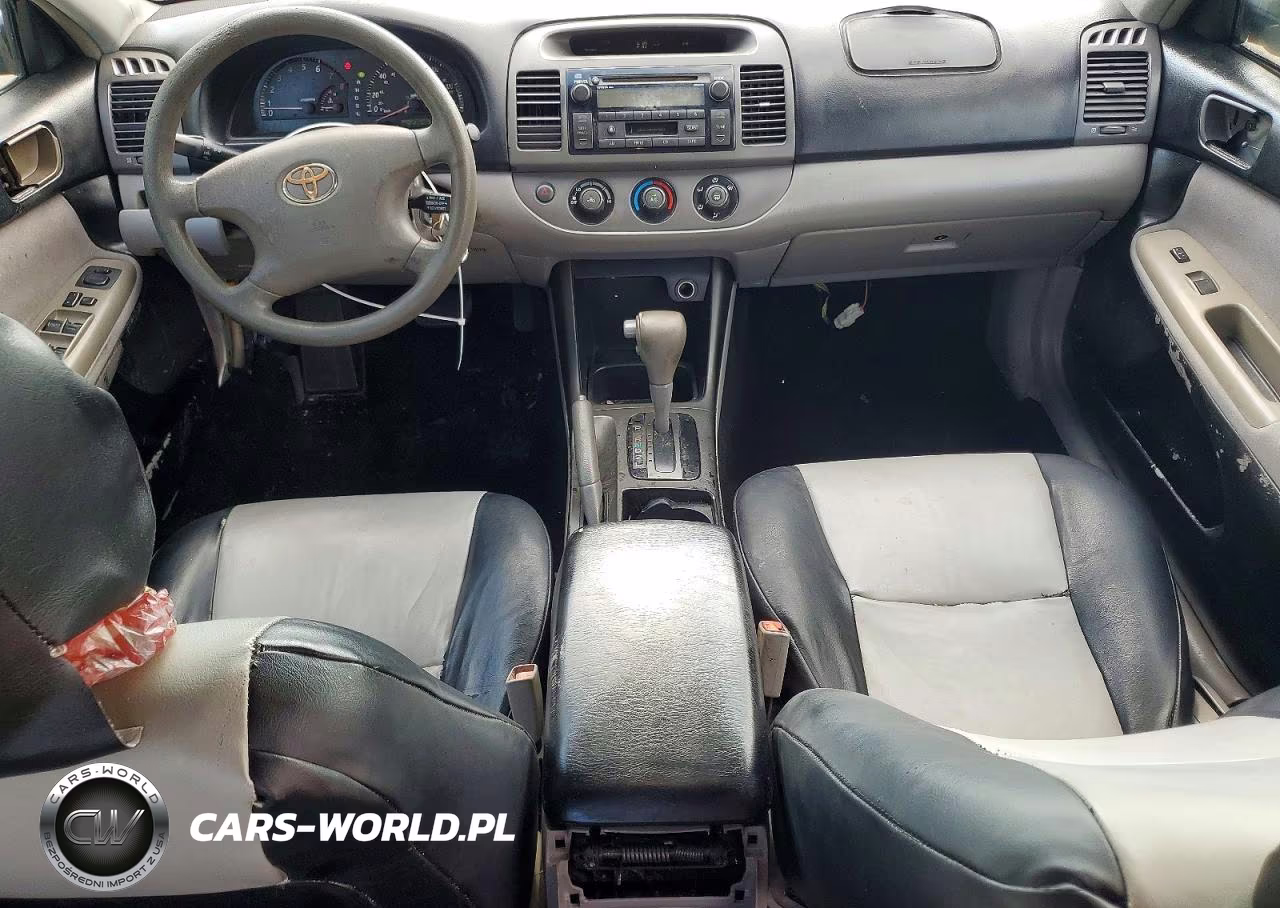 2003 Toyota Camry Le VIN:4T1BE32K83U208890 - 8