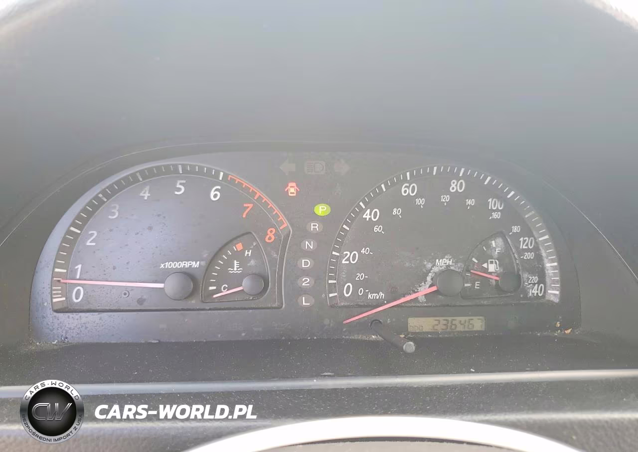 2003 Toyota Camry Le VIN:4T1BE32K83U208890 - 9