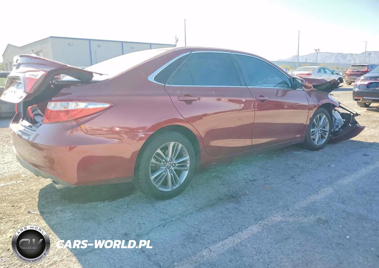 2015 Toyota Camry Se VIN:4T1BF1FK2FU889063 - 3