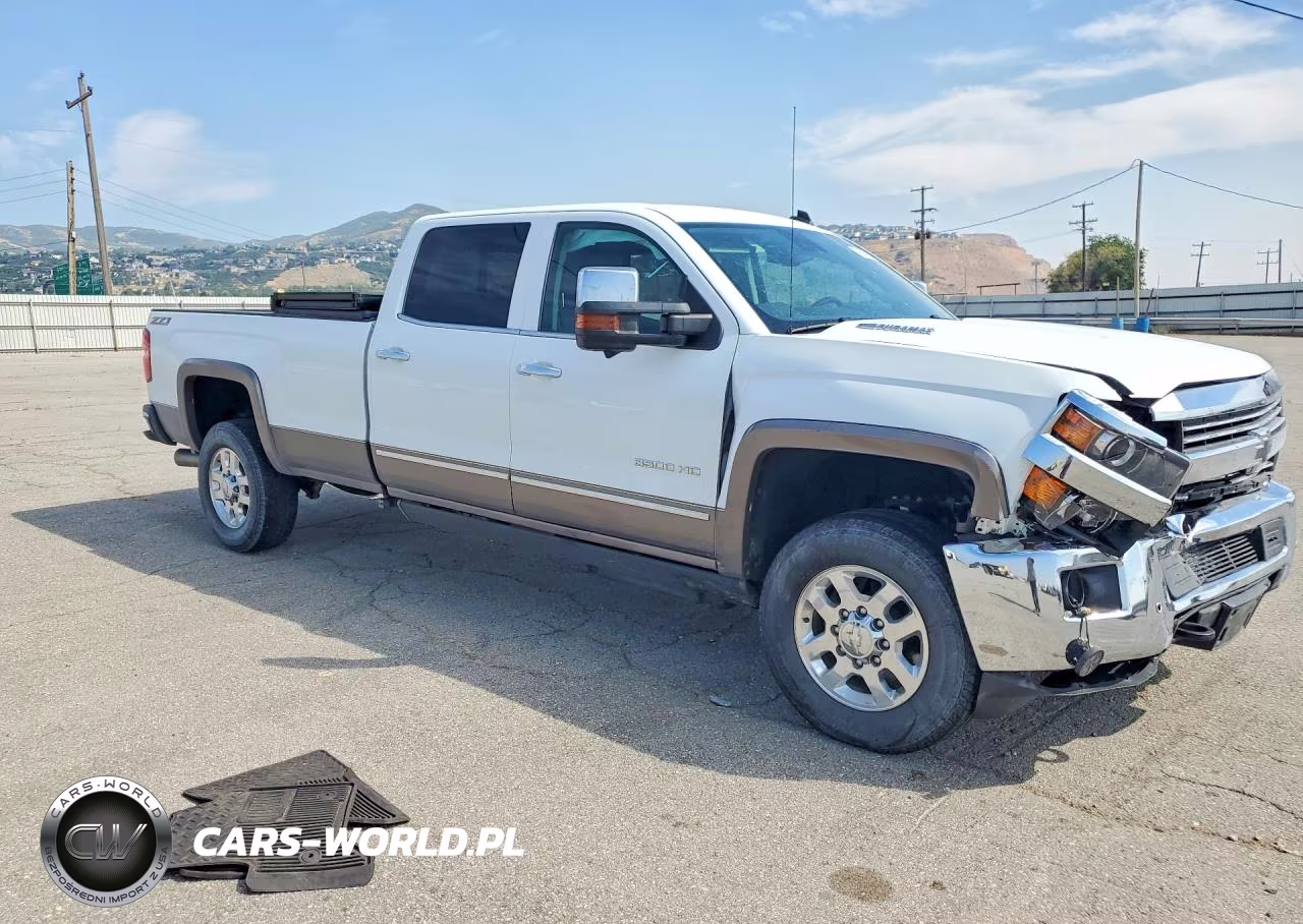 2015 Chevrolet Silverado K3500 Ltz VIN:1GC4K0E83FF130256 - 4
