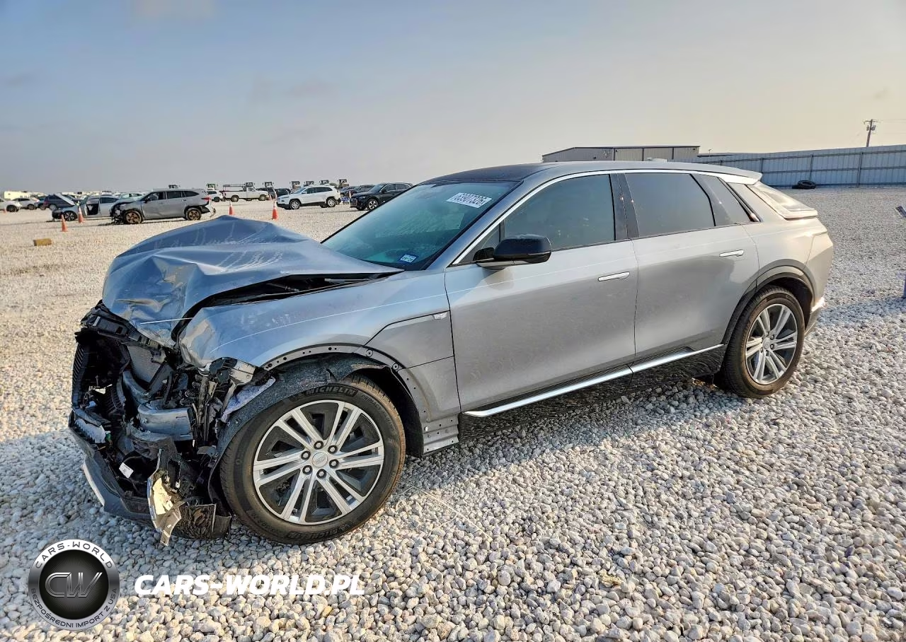 2024 Cadillac Lyriq Tech