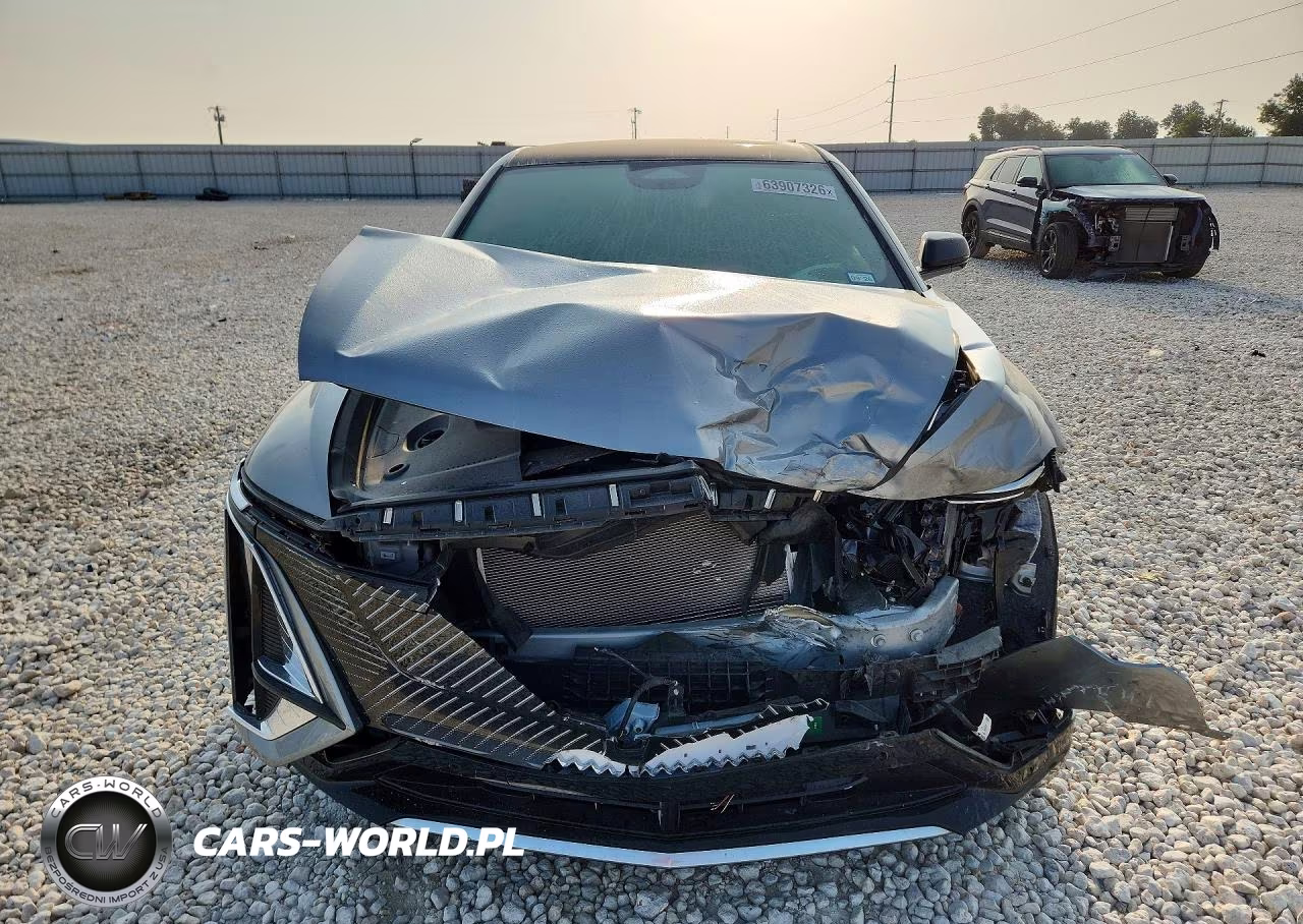 2024 Cadillac Lyriq Tech VIN:1GYKPMRK7RZ141327 - 5