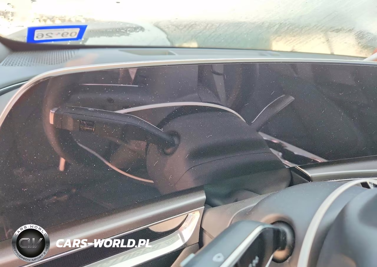 2024 Cadillac Lyriq Tech VIN:1GYKPMRK7RZ141327 - 9