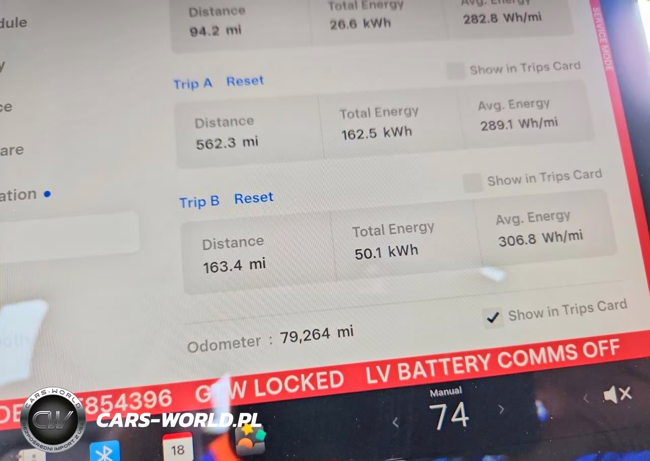 2023 Tesla Model Y VIN:7SAYGDEE0PF854396 - 9