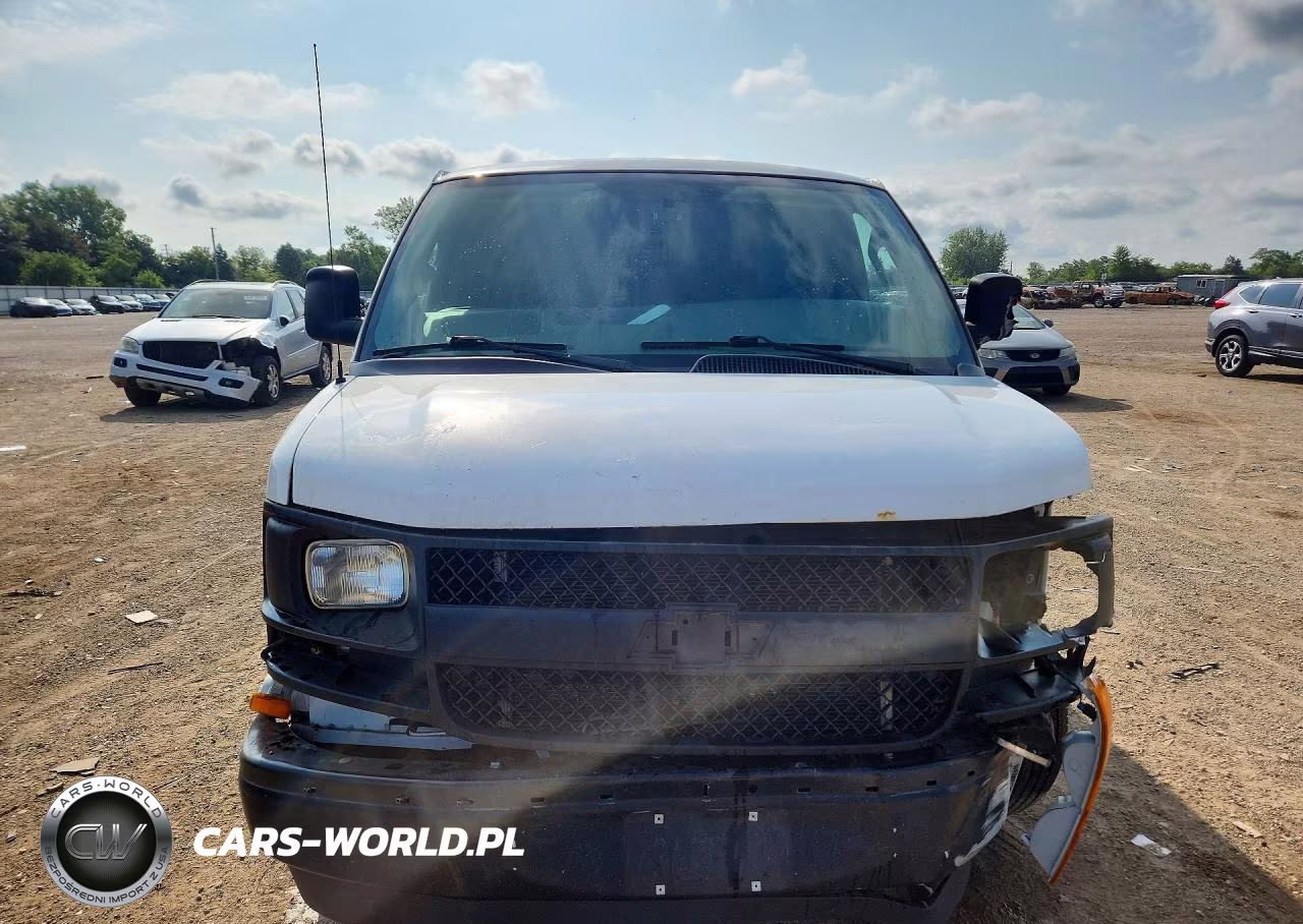 2017 Chevrolet Express G3500 Delivery Van VIN:1GCZGGFF2H1124803 - 5
