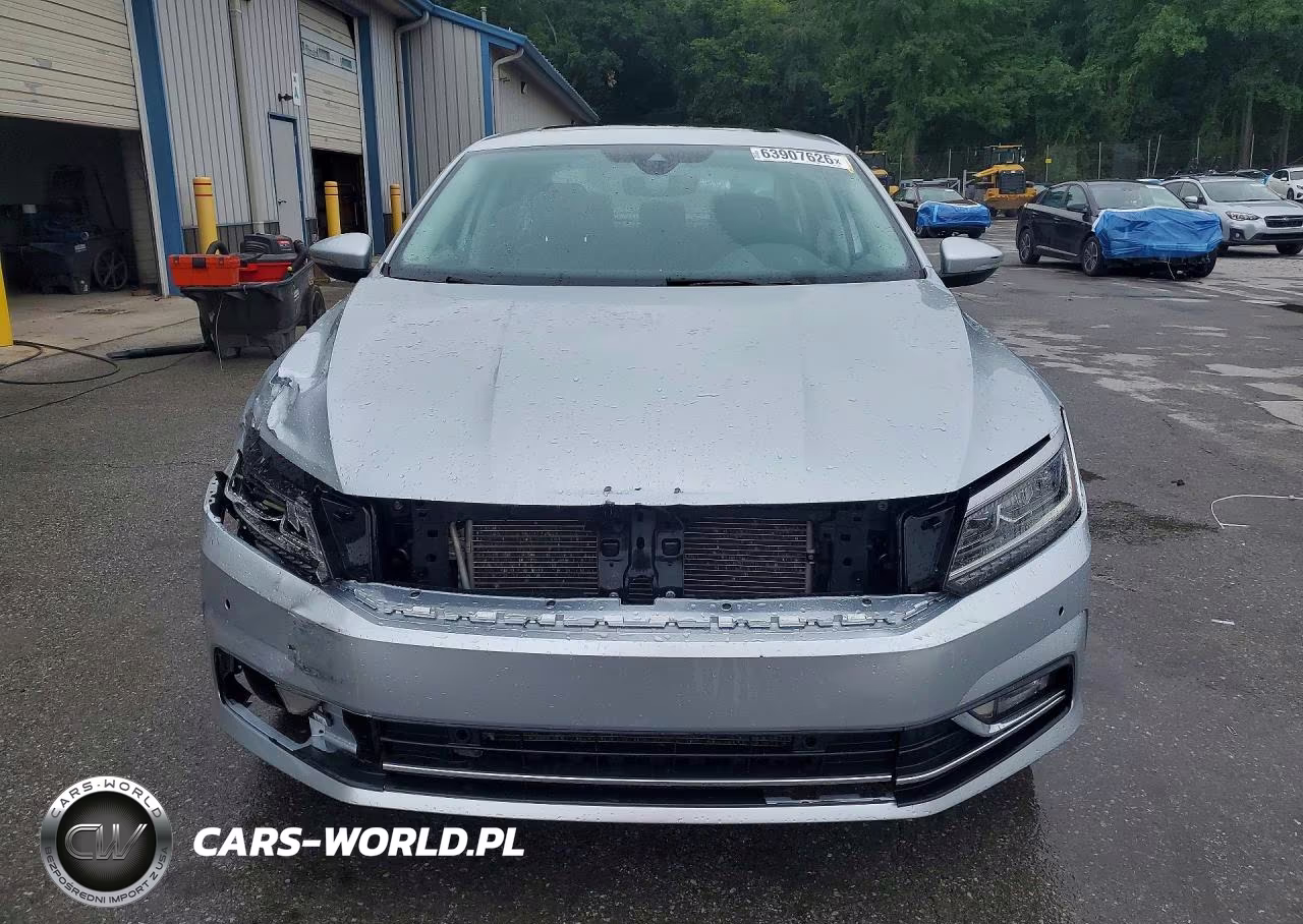 2016 Volkswagen Passat Sel VIN:1VWCT7A36GC055919 - 5