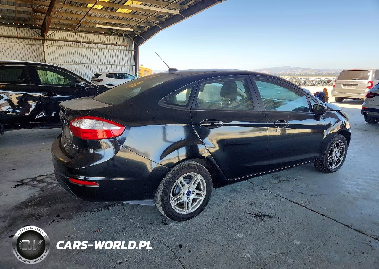2018 Ford Fiesta Se VIN:3FADP4BJ5JM114106 - 3