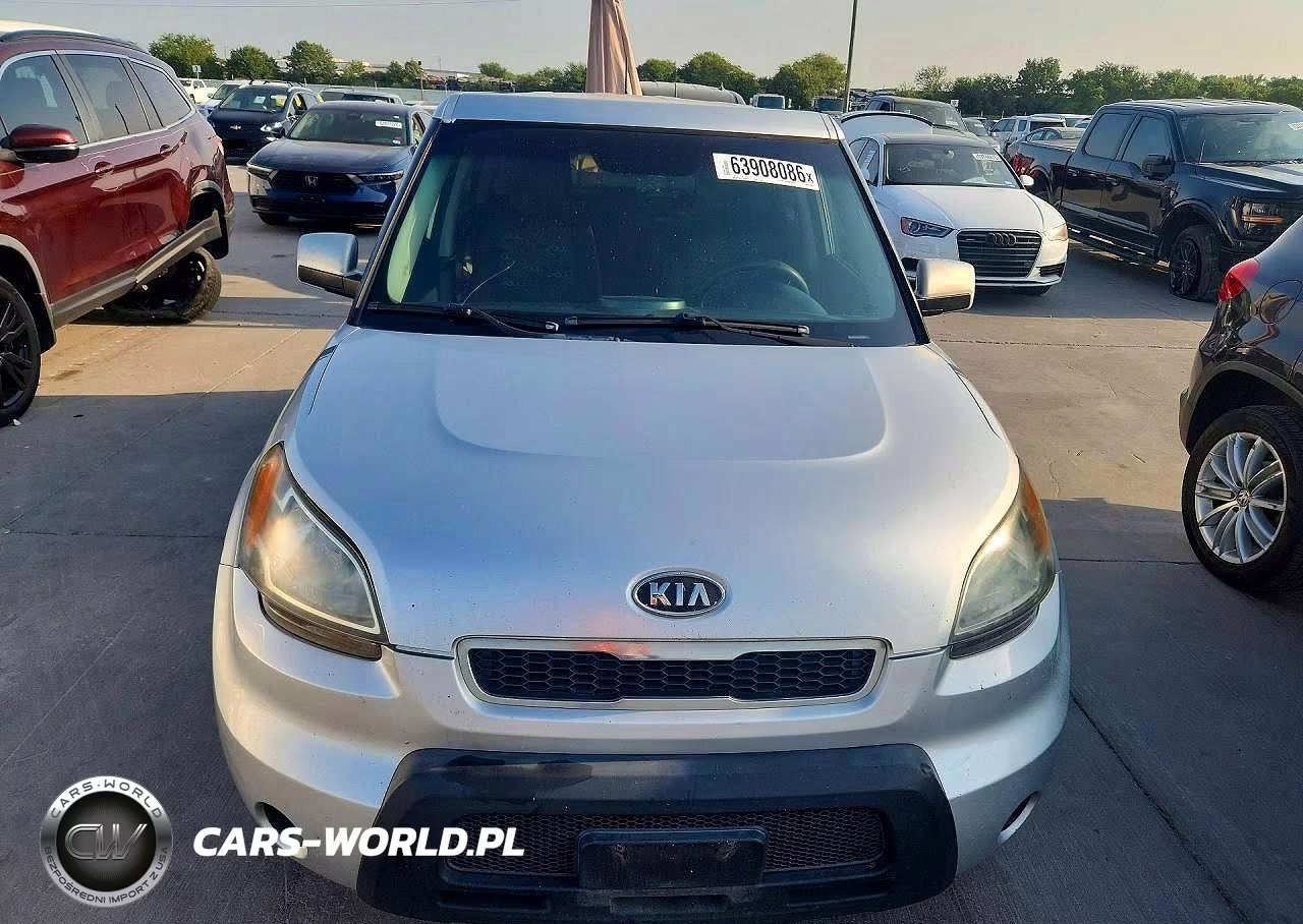 2011 Kia Soul + VIN:KNDJT2A23B7271796 - 5