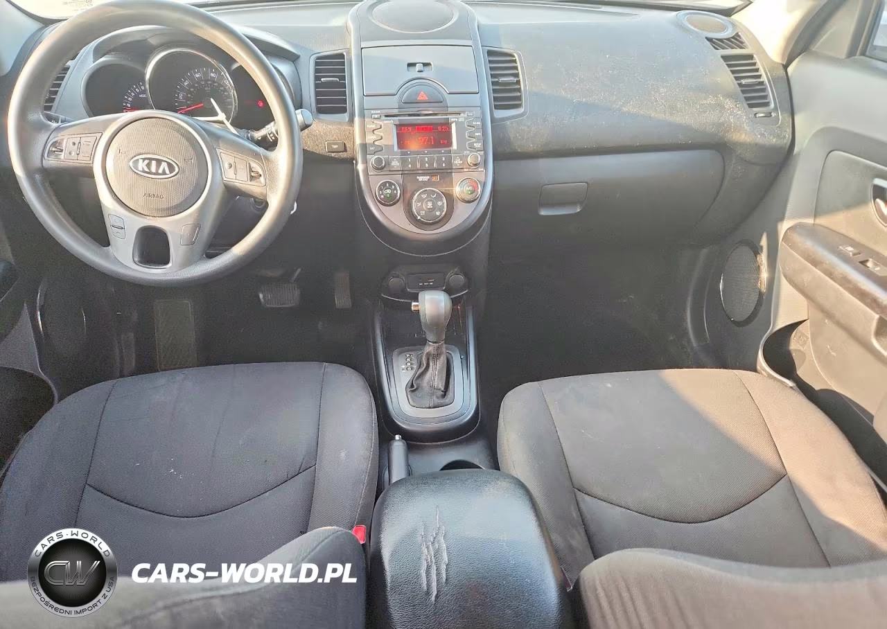 2011 Kia Soul + VIN:KNDJT2A23B7271796 - 8
