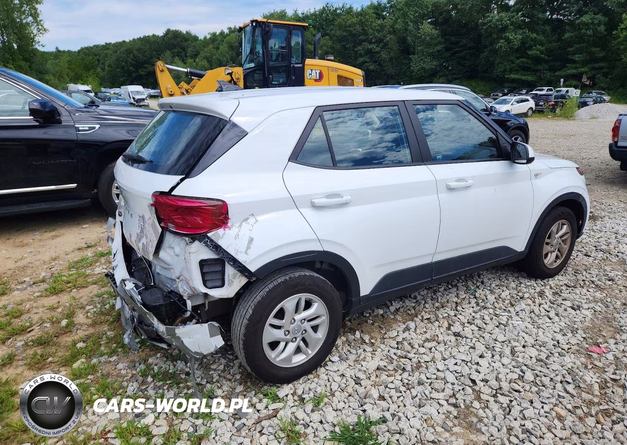 2021 Hyundai Venue Se VIN:KMHRB8A37MU065947 - 3