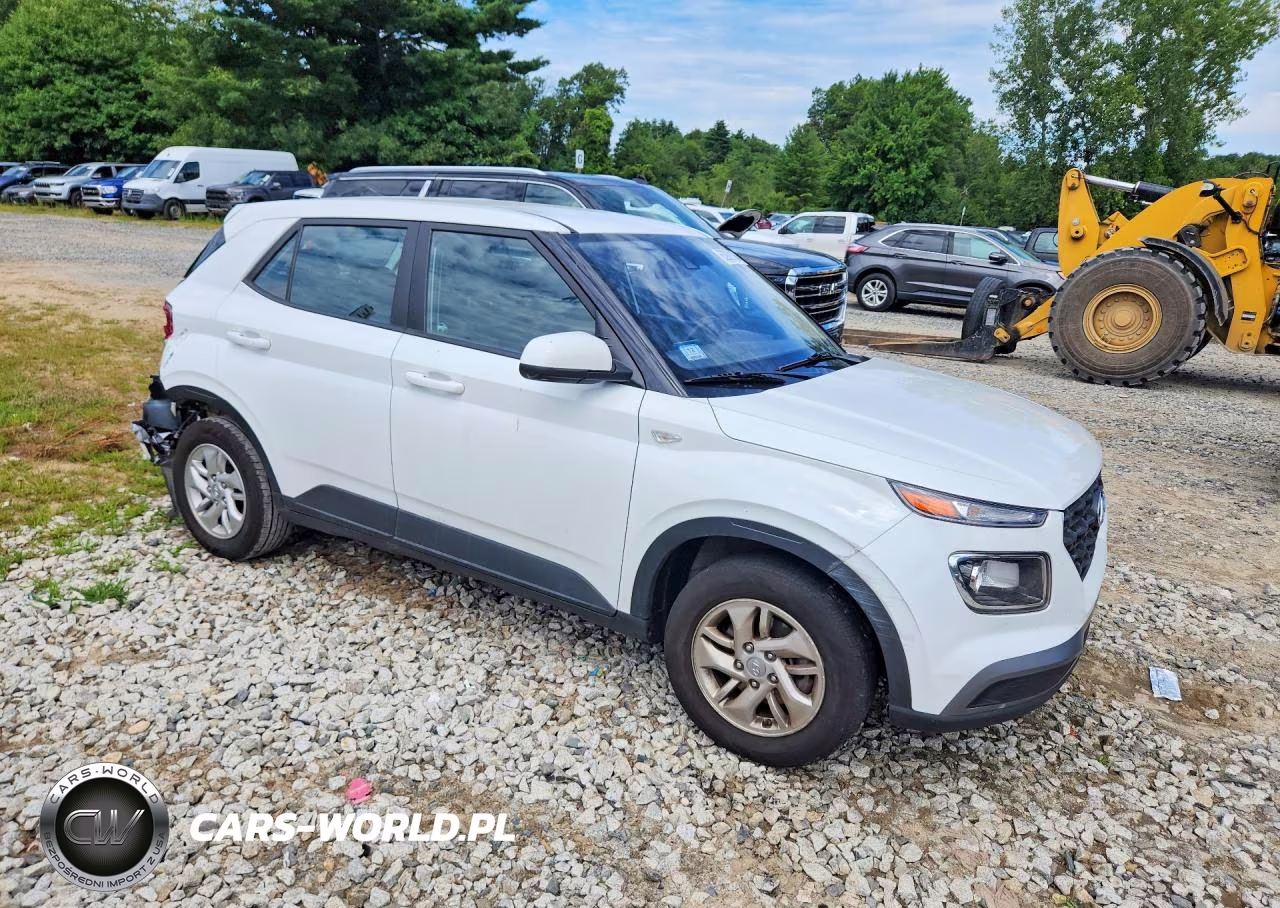 2021 Hyundai Venue Se VIN:KMHRB8A37MU065947 - 4