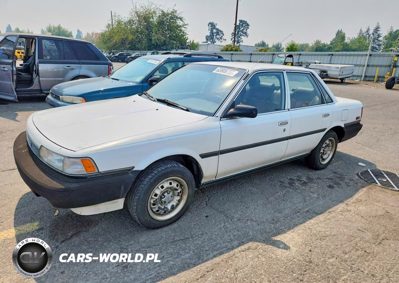 1989 Toyota Camry Base