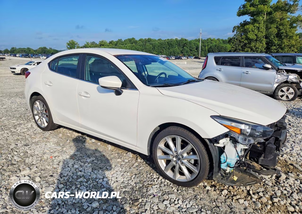 2017 Mazda 3 Touring VIN:3MZBN1V73HM118653 - 4