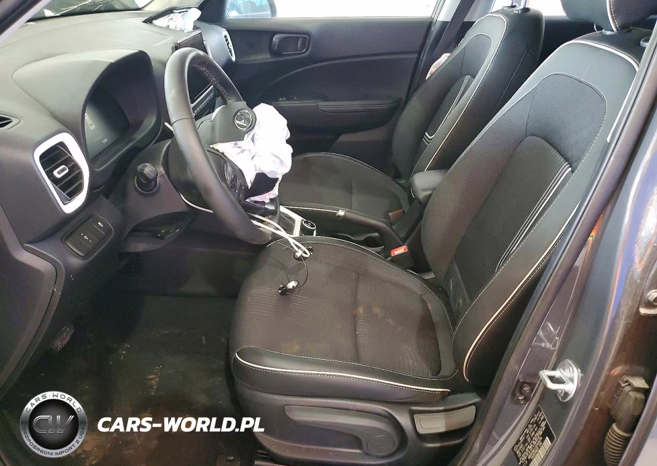 2025 Hyundai Venue Sel VIN:KMHRC8A31SU404356 - 7