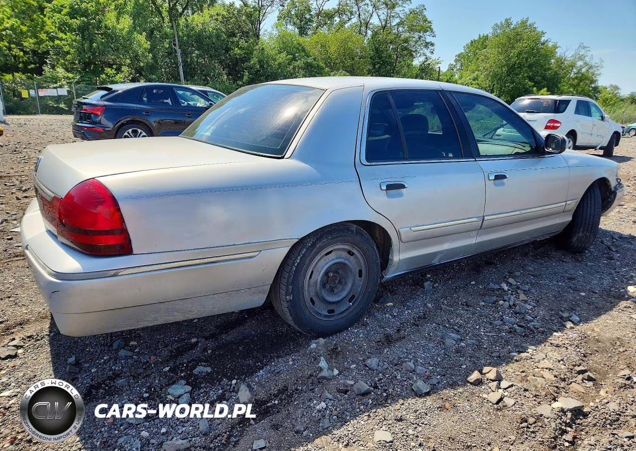 2003 Mercury Grand Marquis Gs VIN:2MEFM74W23X647686 - 3
