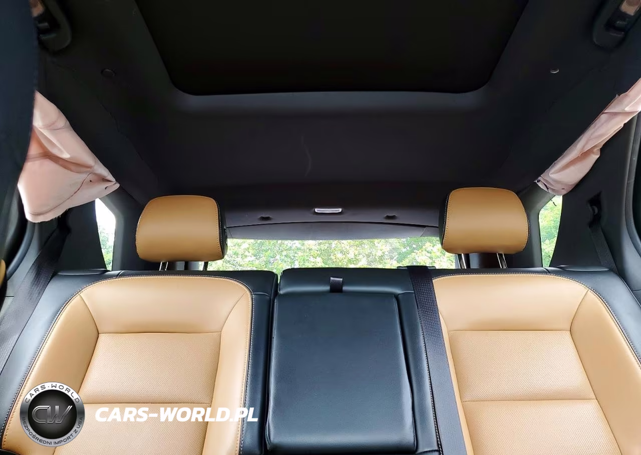 2020 Chevrolet Equinox Premier VIN:3GNAXYEX7LS523234 - 10