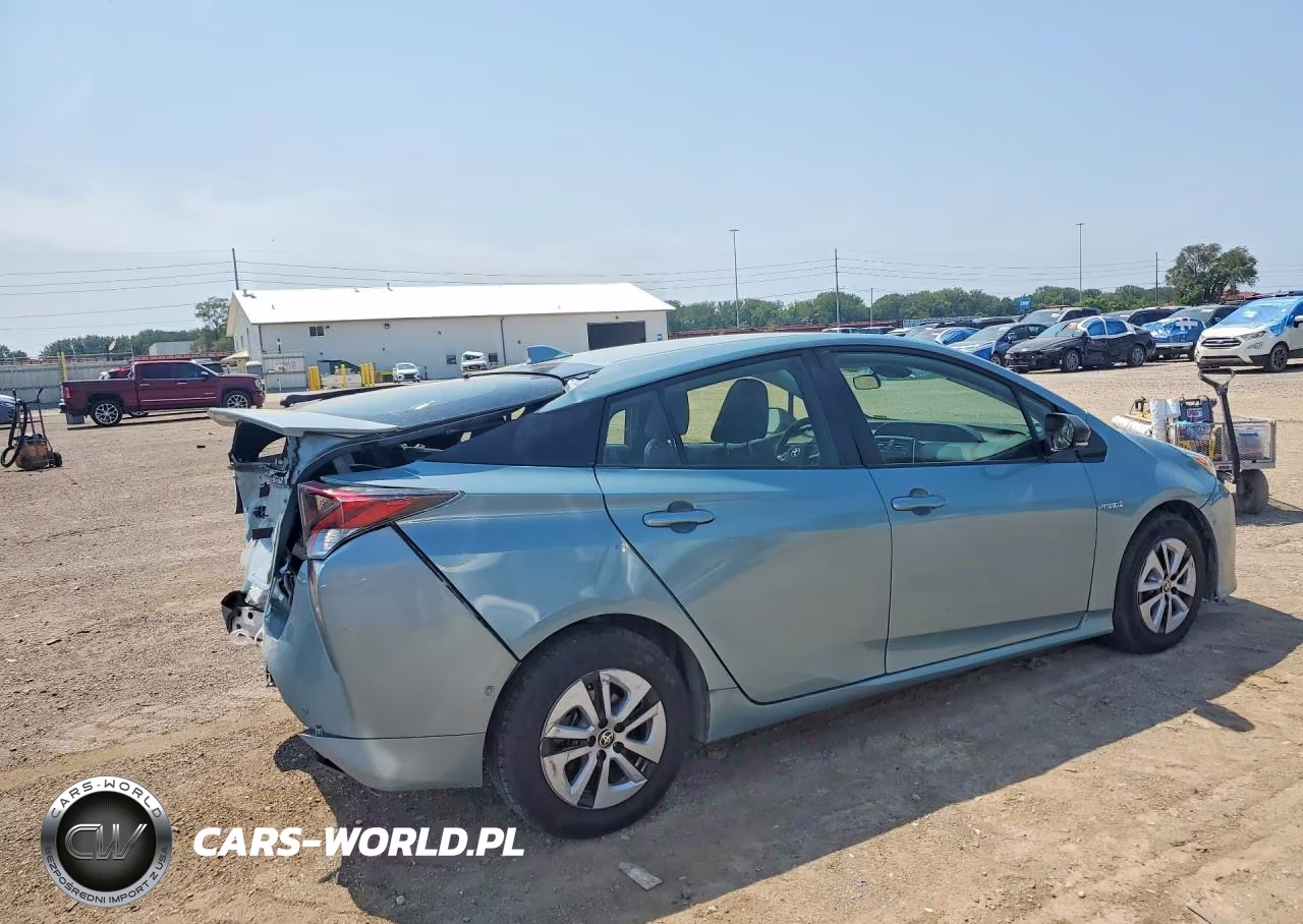 2018 Toyota Prius Two VIN:JTDKBRFU4J3591337 - 3