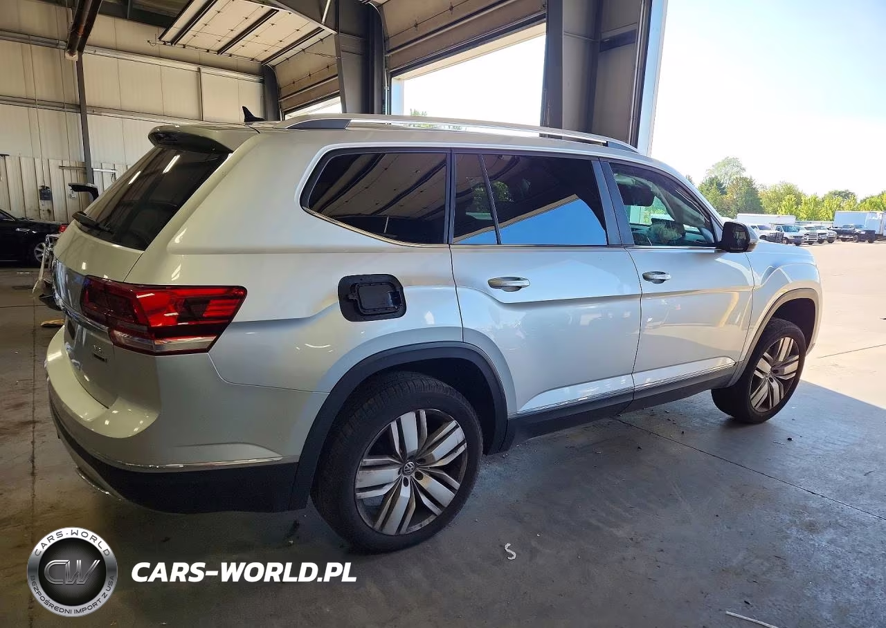 2019 Volkswagen Atlas Sel VIN:1V2MR2CAXKC539006 - 3