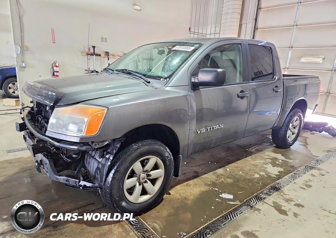 2015 Nissan Titan S