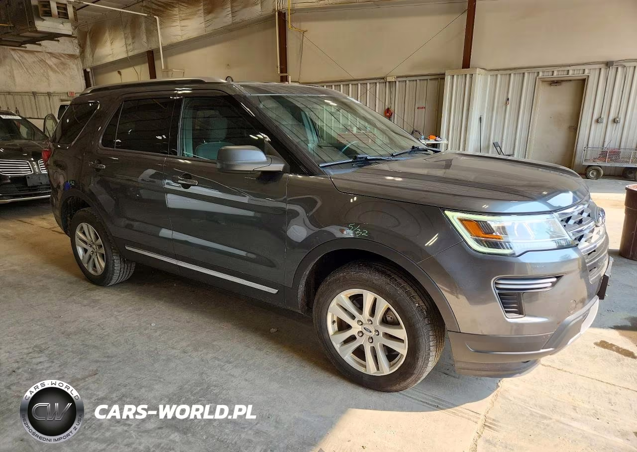 2018 Ford Explorer Xlt VIN:1FM5K8DH6JGB28262 - 4