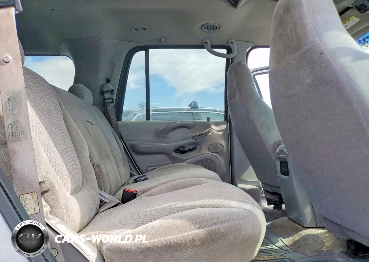 1999 Ford Expedition VIN:1FMPU18L8WLC03468 - 11