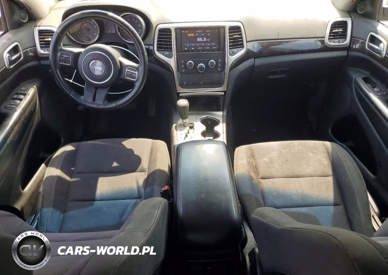 2012 Jeep Grand Cherokee Laredo VIN:1C4RJFAG8CC252388 - 8