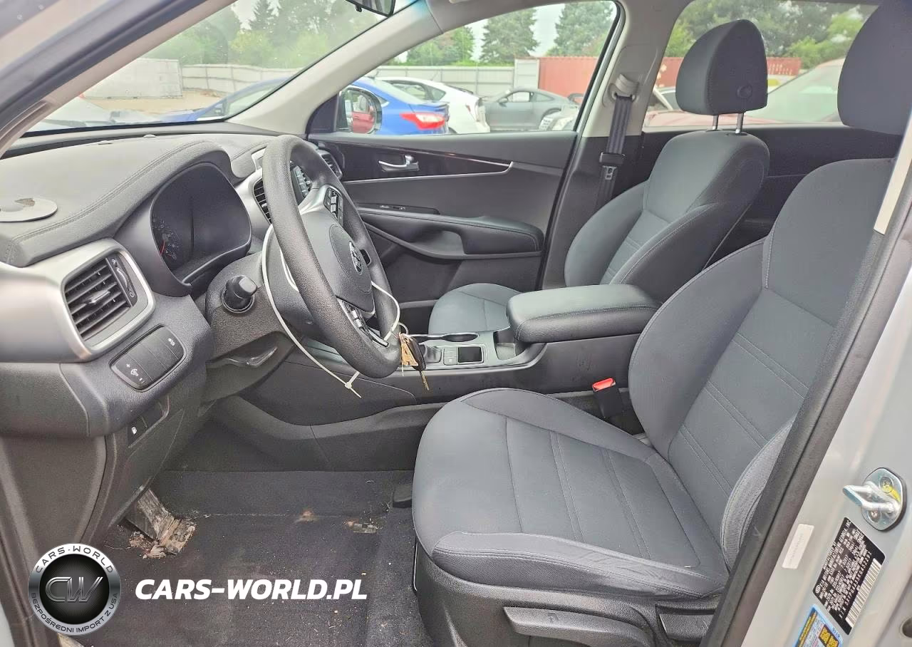 2019 Kia Sorento L VIN:5XYPG4A35KG452291 - 7