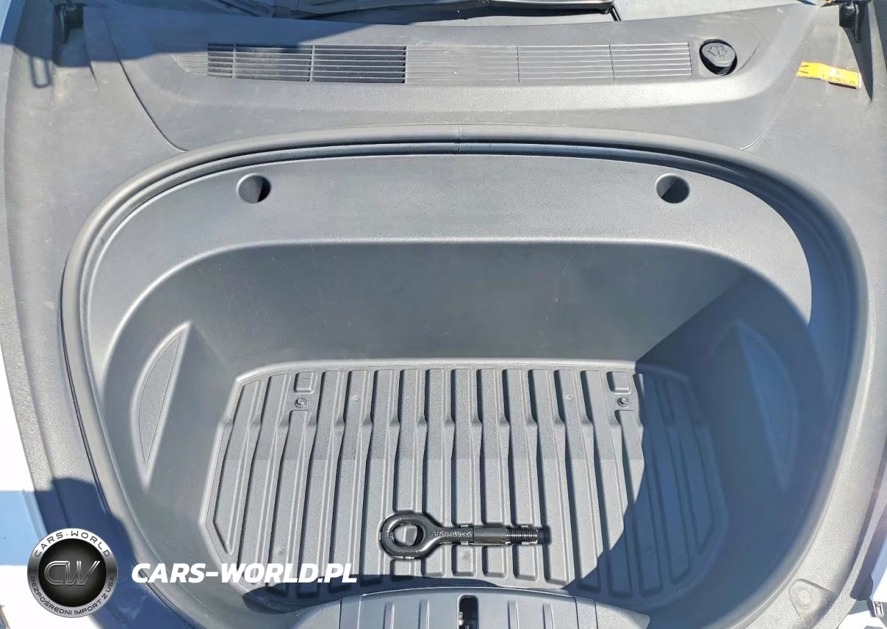 2023 Tesla Model 3 VIN:5YJ3E1EA5PF672878 - 11