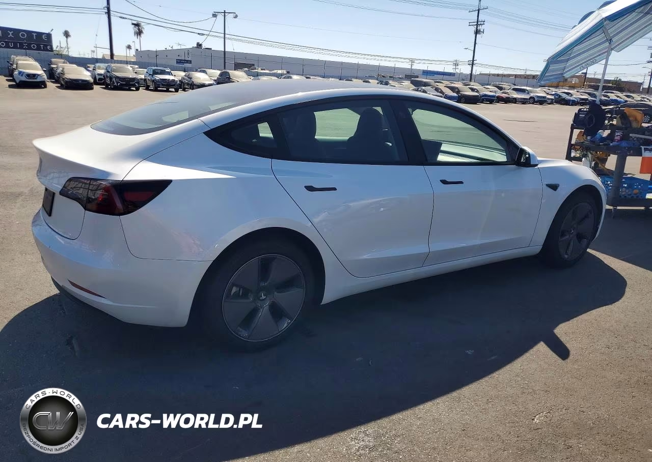 2023 Tesla Model 3 VIN:5YJ3E1EA5PF672878 - 3