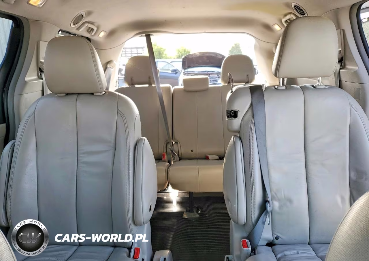 2012 Toyota Sienna Xle 8-Passenger VIN:5TDYK3DC2CS267757 - 10