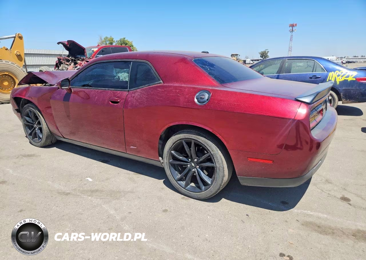 2018 Dodge Challenger Sxt VIN:2C3CDZAGXJH262935 - 2
