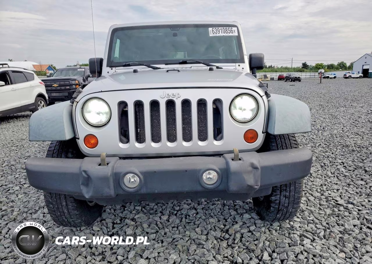 2011 Jeep Wrangler Unlimited Sport VIN:1J4BA3H10BL512924 - 5