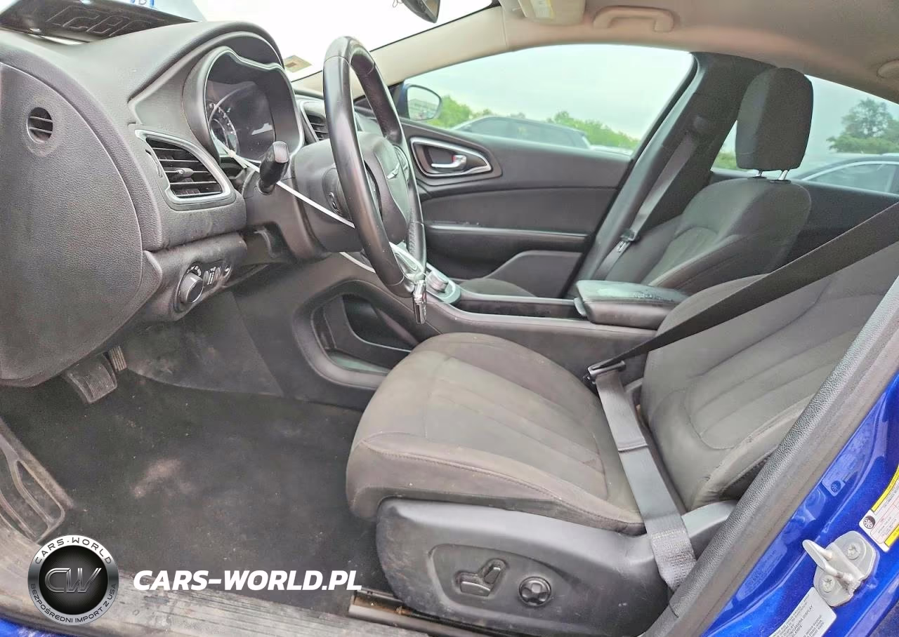 2016 Chrysler 200 Limited VIN:1C3CCCAB9GN137509 - 7