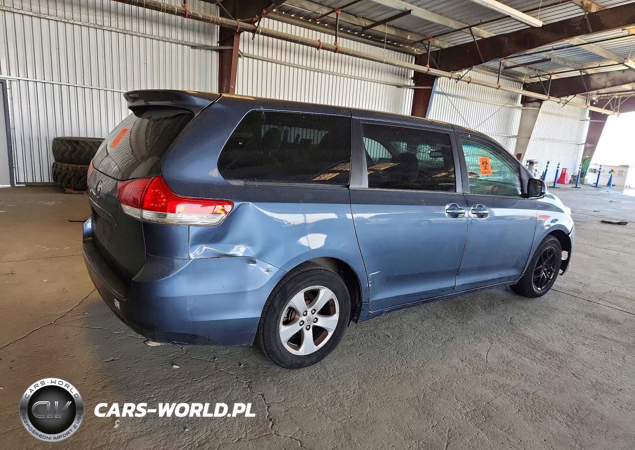 2014 Toyota Sienna Le VIN:5TDKK3DC1ES498920 - 3