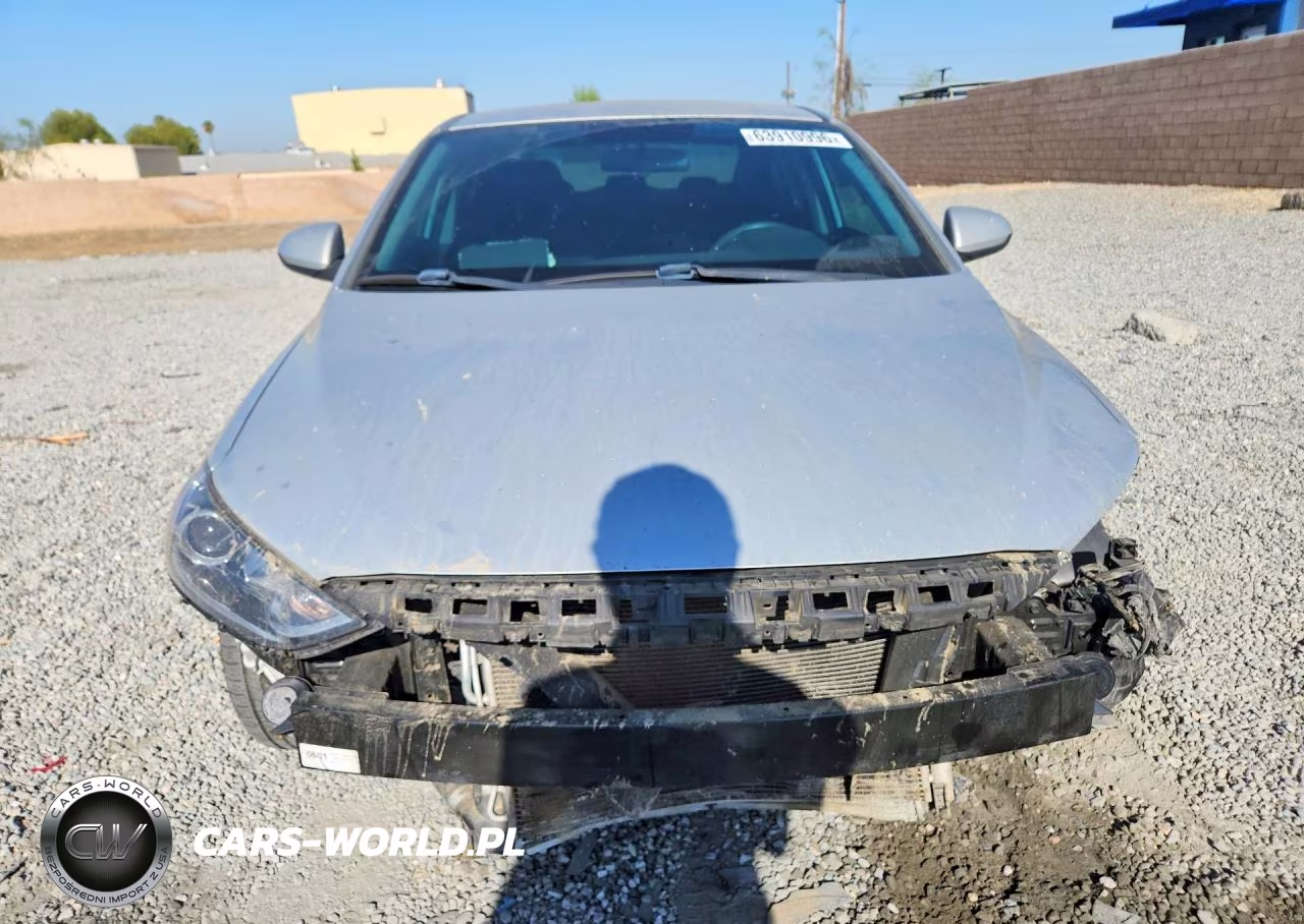 2018 Hyundai Elantra Sel VIN:5NPD84LF5JH347846 - 5