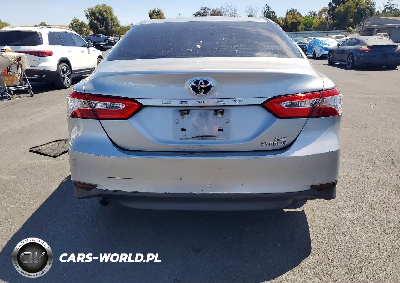 2018 Toyota Camry Le VIN:4T1B31HK0JU504114 - 6