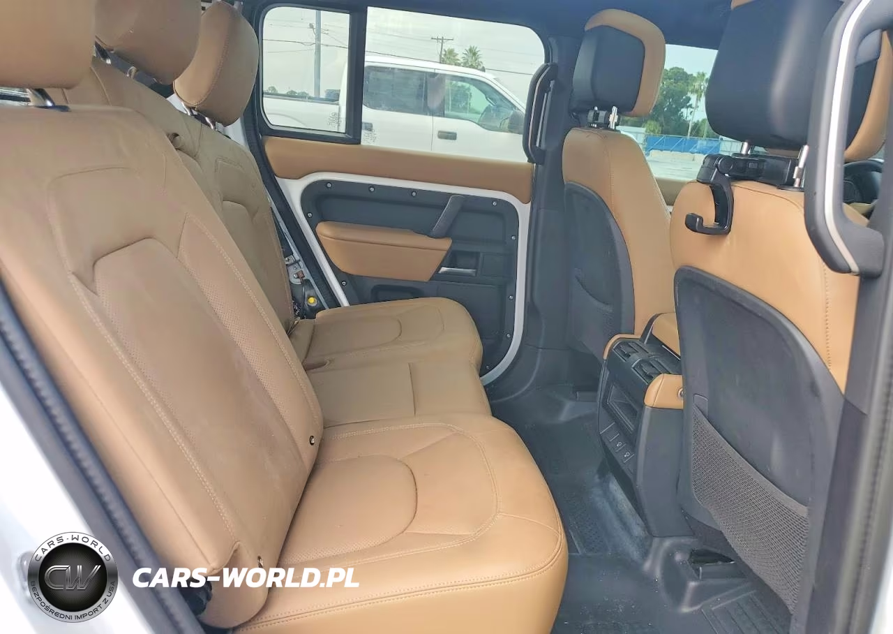 2025 Land Rover Defender 110 X-Dynamic Se VIN:SALE27EU9S2400241 - 11