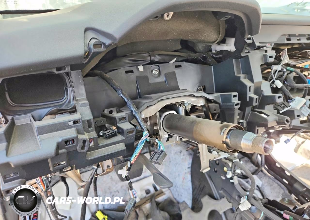 2024 Toyota Camry Hybrid Se VIN:4T1G31AK7RU624116 - 9