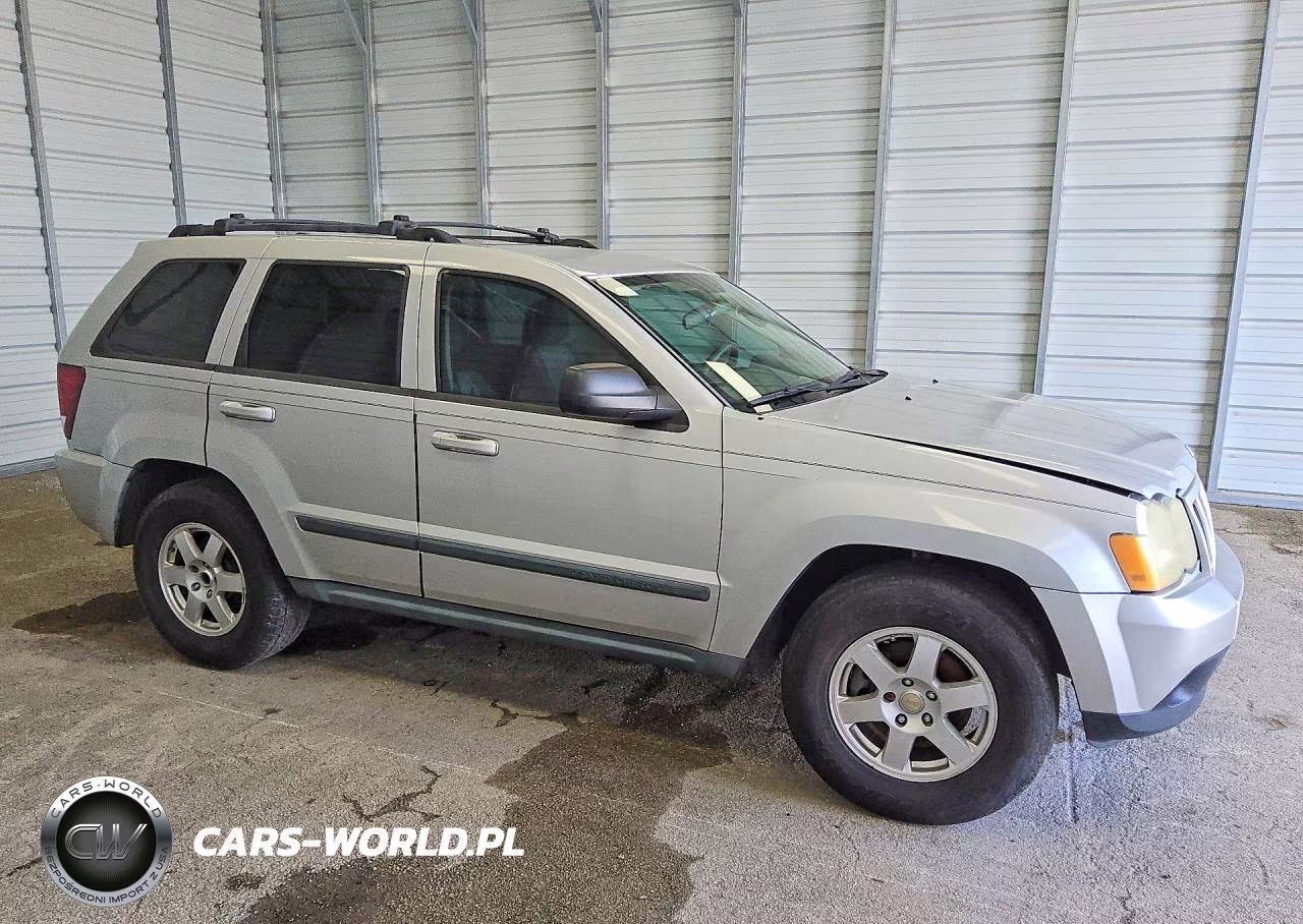2009 Jeep Grand Cherokee Laredo VIN:1J8GS48KX9C521110 - 4