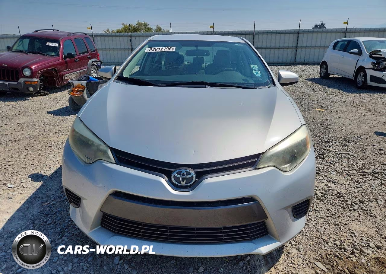 2016 Toyota Corolla Le VIN:2T1BURHE5GC511513 - 5