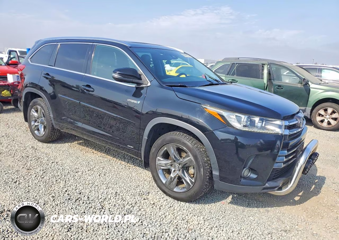 2018 Toyota Highlander Hybrid Limited Platinum VIN:5TDDGRFH4JS046072 - 4