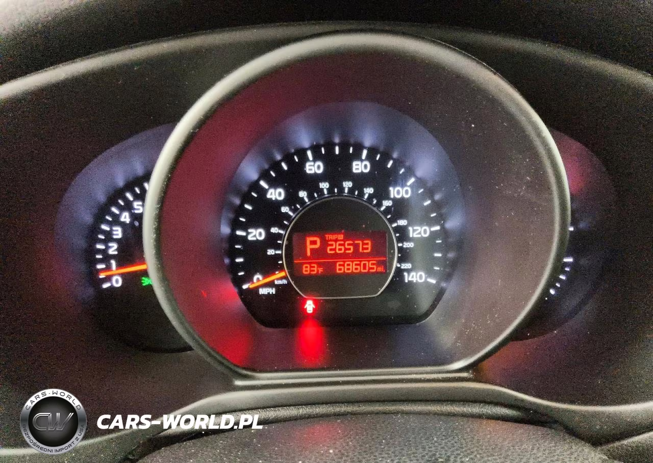 2015 Kia Soul + VIN:KNDJP3A51F7118103 - 9