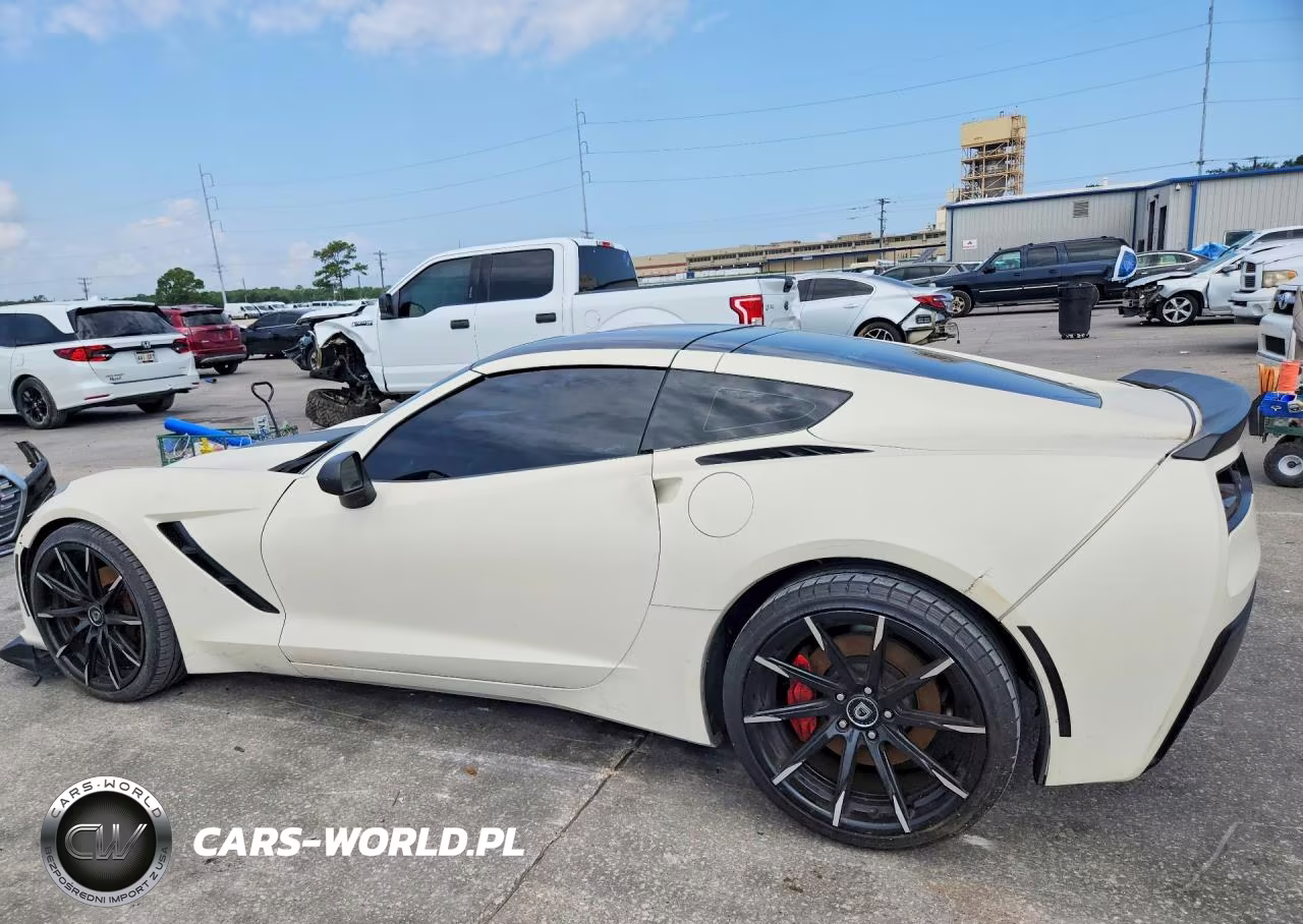 2015 Chevrolet Corvette Stingray 2Lt VIN:1G1YD2D78F5106419 - 2