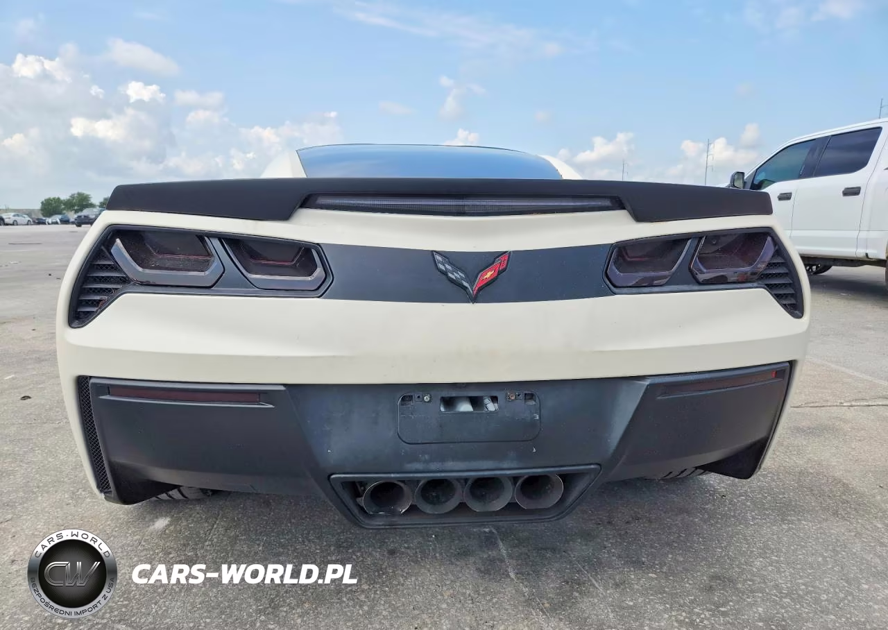 2015 Chevrolet Corvette Stingray 2Lt VIN:1G1YD2D78F5106419 - 6
