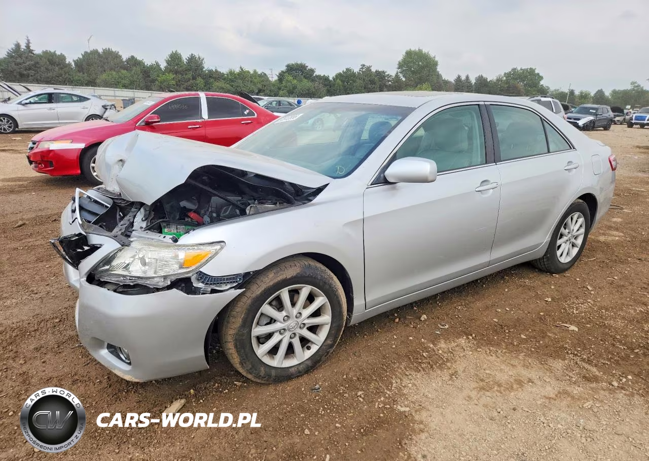 2011 Toyota Camry Base – zdjęcie 1 z 12