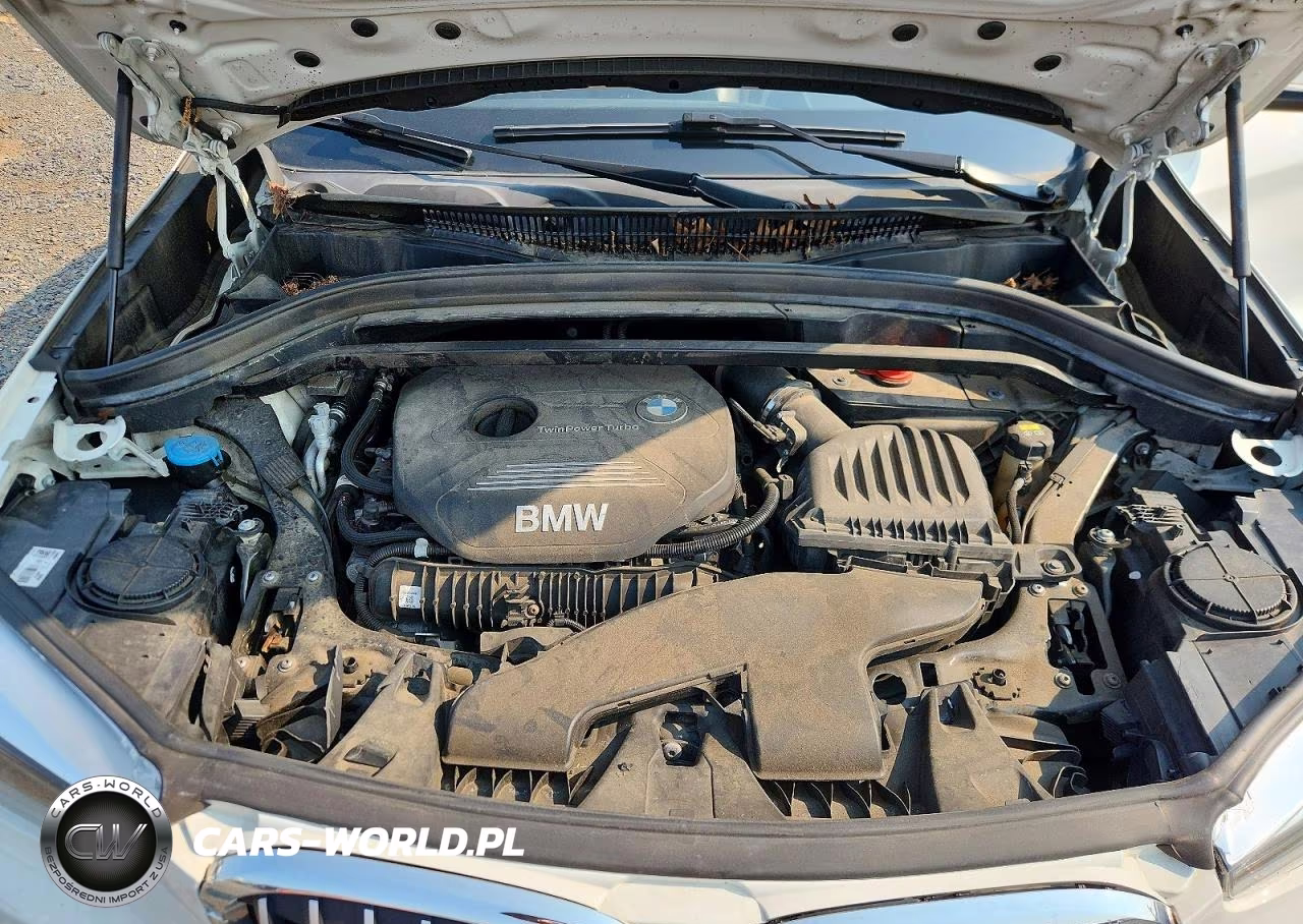 2018 BMW X1 xDrive28I VIN:WBXHT3C32J5L33180 - 12